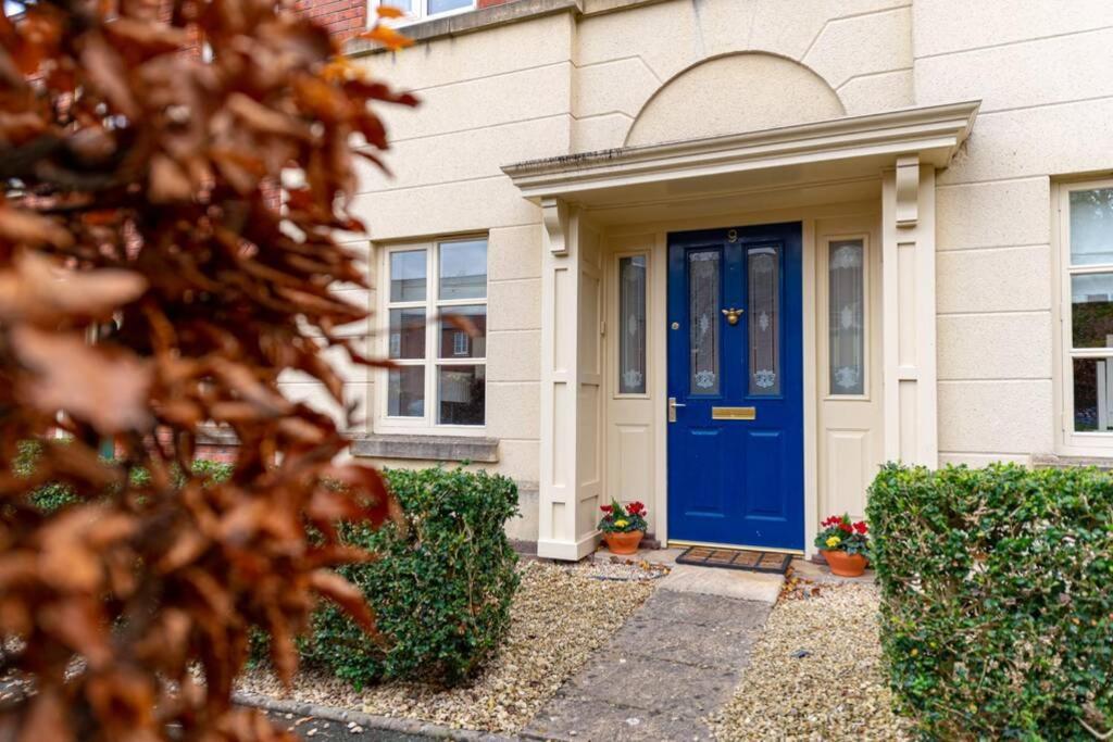 Burlington Place, Shrewsbury. 2 Bedroom, Private Parking, 5 Minutes From Town Exterior photo